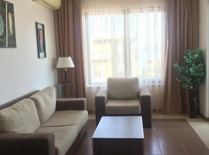 On The Sea At St Nikolas Complex-elena Apartment Tschernomorez