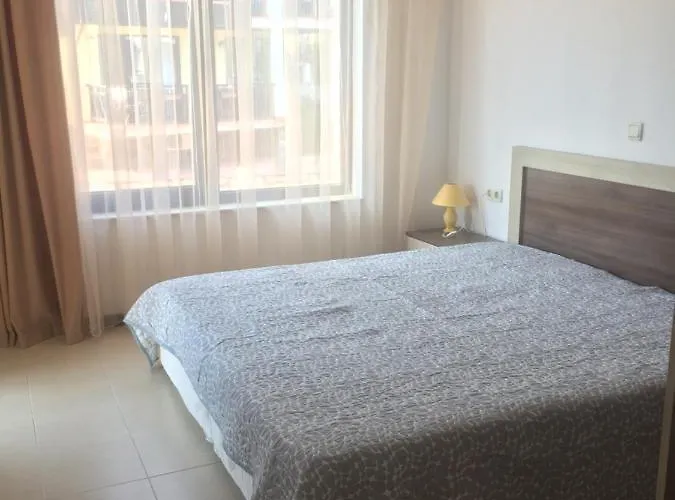 On The Sea At St Nikolas Complex-elena * Tschernomorez